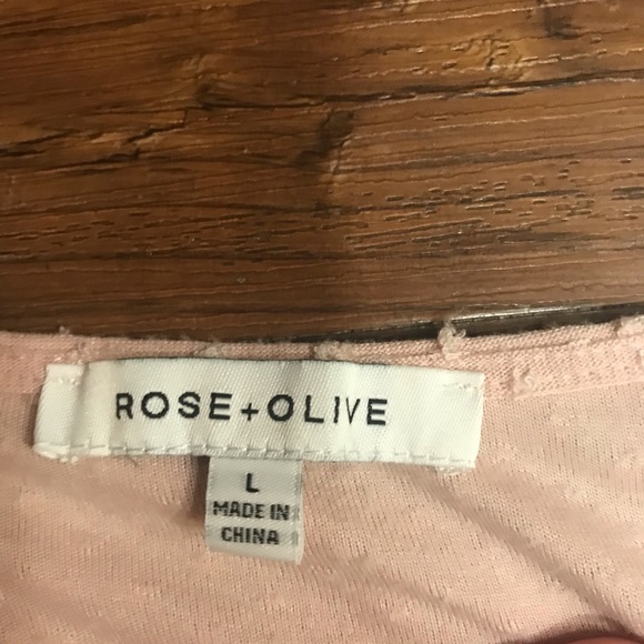 Rose & Olive blush top-size large - Picture 3 of 5